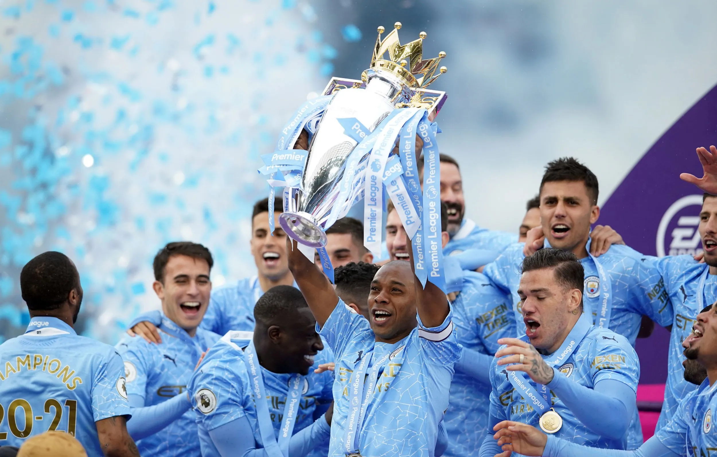 Cultura dos fãs da Premier League: Por dentro da obsessão futebolística de Inglaterra⚽