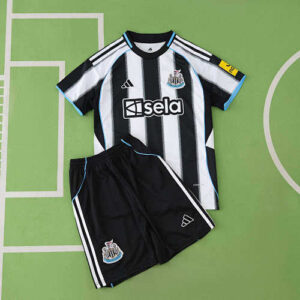 Newcastle United 2025/26 Home Adult Trikot und Shorts Kit