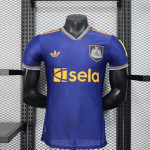 Newcastle United 2025/26 Dritte Spieler Version Trikot