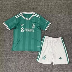 طقم ليفربول 2025/2025/26 قميص وشورت ليفربول الثالث للكبار